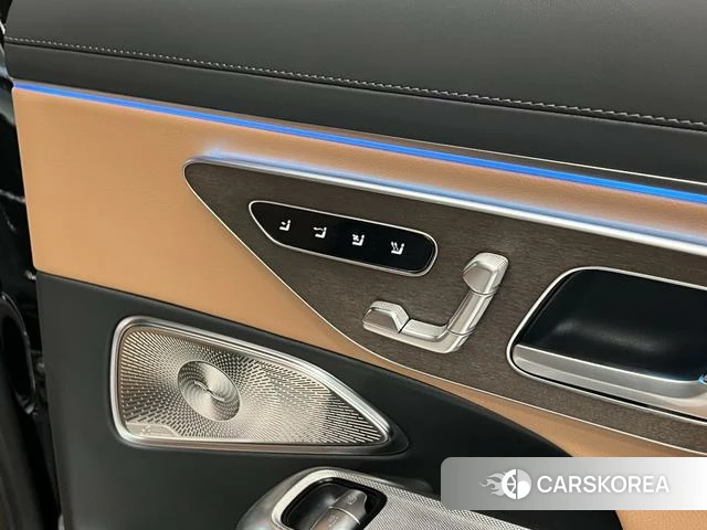 Mercedes-Benz E-Class 2026 Черный из Китая, фото 2