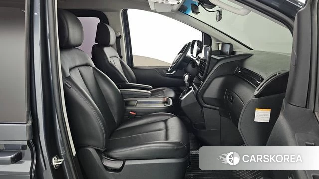 Hyundai Staria 2024 Серый из Кореи, фото 2