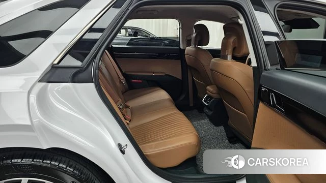 Hyundai Grandeur Hybrid (GN7) 2024 Белый из Кореи, фото 2