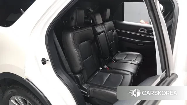 Ford Explorer 2018 Белый из Кореи, фото 2