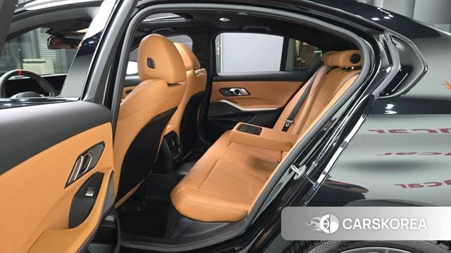 BMW 3 Series (G20) 2025 Черный из Кореи, фото 2