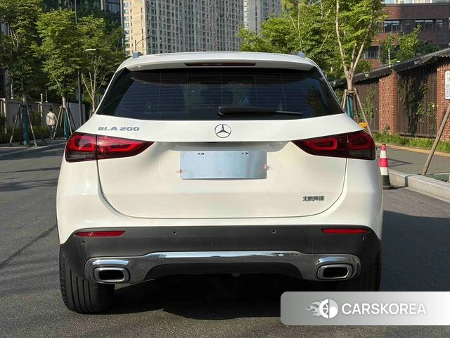 Mercedes-Benz GLA 2020 Белый из Китая, фото 2