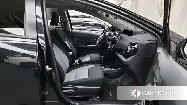Toyota Prius C 2020 Черный из Кореи, фото 2