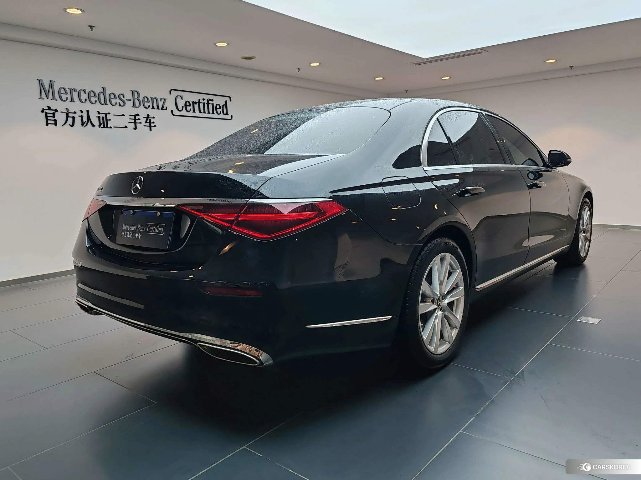 Mercedes-Benz S-Class 2023 Черный из Китая, фото 2