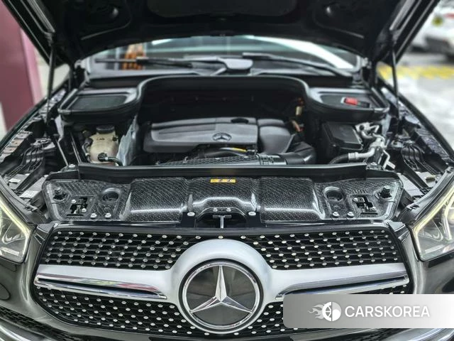 Mercedes-Benz GLE 2021 Черный из Китая, фото 2