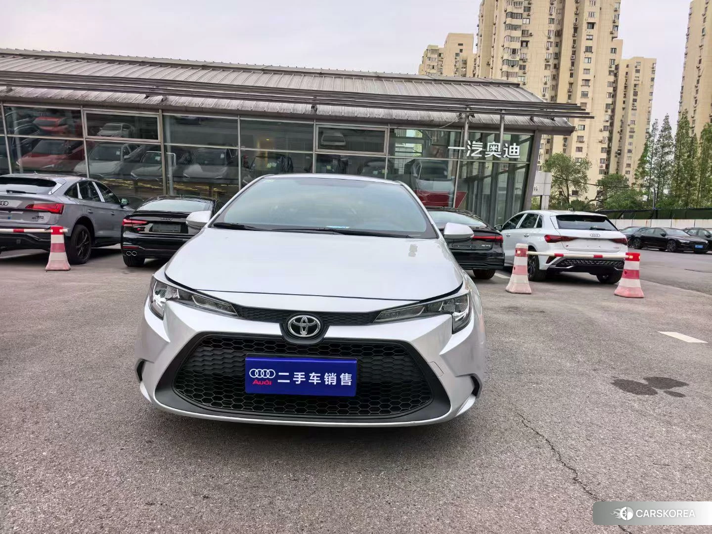 Toyota Levin 2021 Серебристо-серый из Китая, фото 2