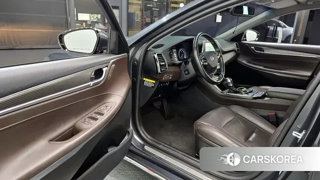 Hyundai Grandeur IG 2018 Серый из Кореи, фото 2