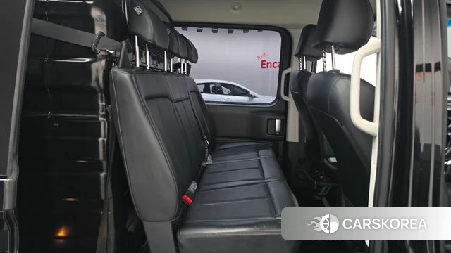 Hyundai Staria 2022 Черный из Кореи, фото 2
