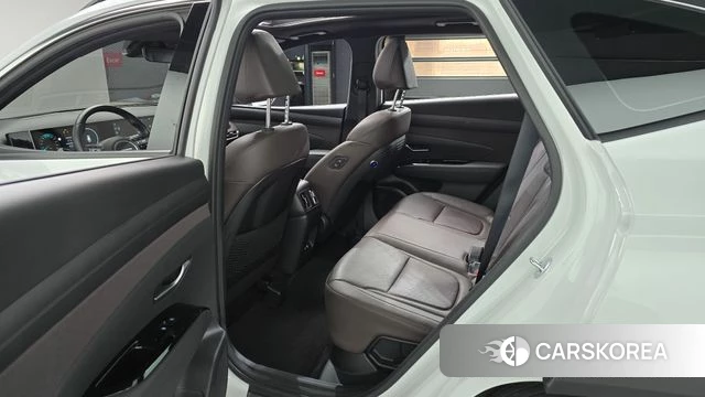 Hyundai The New Tucson Hybrid (NX4) 2024 Белый из Кореи, фото 2