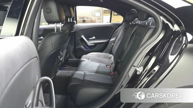 Mercedes-Benz A-Class W177 2021 Черный из Кореи, фото 2