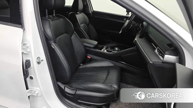 Kia K5 3rd generation 2023 Белый из Кореи, фото 2