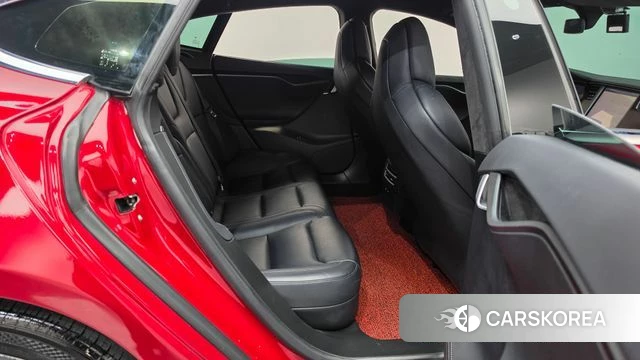 Tesla Model S 2019 Красный из Кореи, фото 2