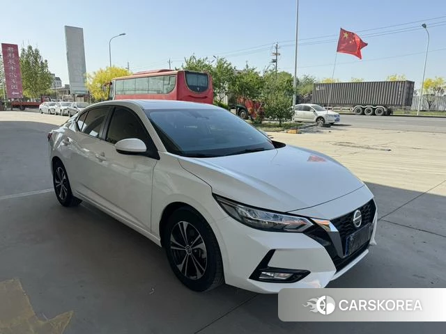 Nissan Sylphy 2022 Белый из Китая, фото 2