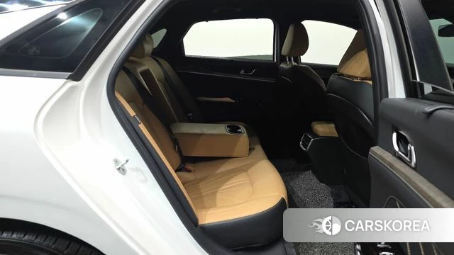 Kia K5 3rd generation 2021 Белый из Кореи, фото 2