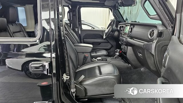 Jeep Wrangler (JL) 2022 Черный из Кореи, фото 2