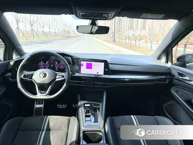 Volkswagen Golf 2024 Серебристо-серый из Китая, фото 2