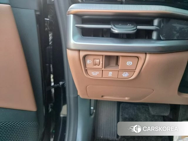 Hyundai Grandeur Hybrid (GN7) 2023 Черный из Кореи, фото 2