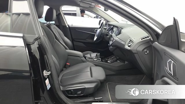 BMW 2 Series Gran Coupe (F44) 2023 Черный из Кореи, фото 2