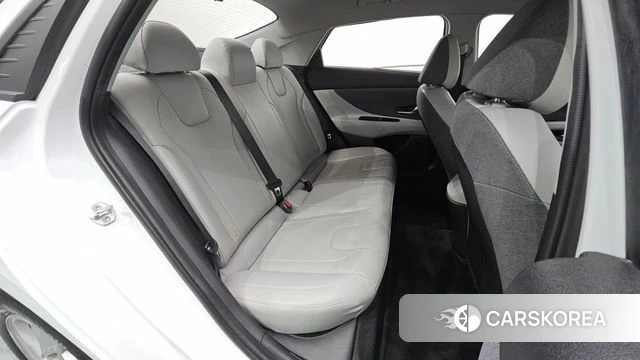 Hyundai Avante (CN7) 2021 Белый из Кореи, фото 2