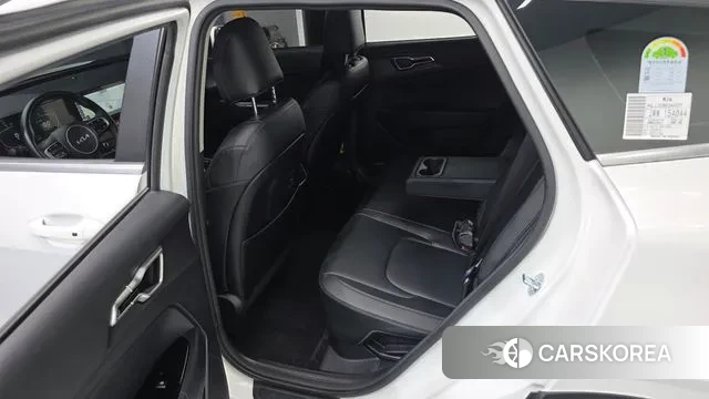 Kia Sportage 5th Generation Hybrid 2024 Белый из Кореи, фото 2