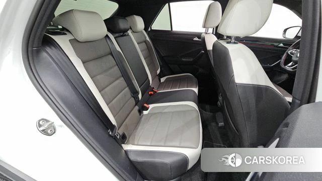 Volkswagen T-Roc 2021 Белый из Кореи, фото 2