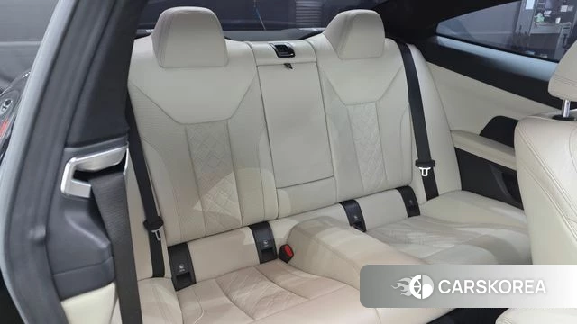 BMW 4 Series (G22) 2022 Черный из Кореи, фото 2