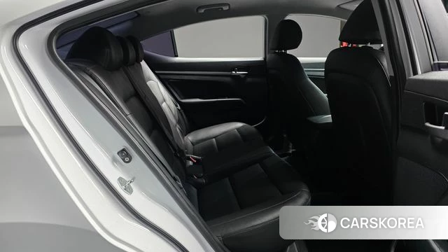 Hyundai The New Avante AD 2019 Белый из Кореи, фото 2