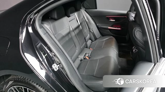 Mercedes-Benz C-Class W206 2025 Черный из Кореи, фото 2