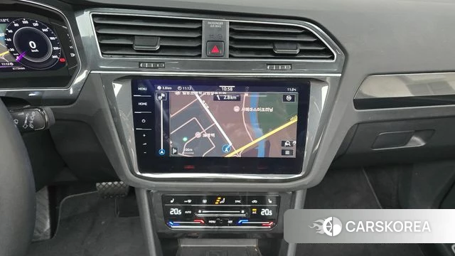 Volkswagen Tiguan second Generation 2021 Белый из Кореи, фото 2