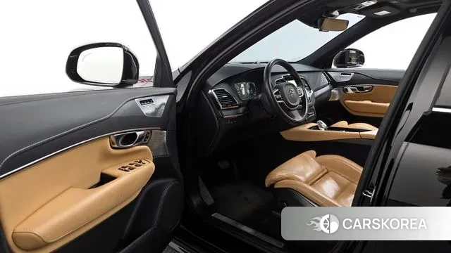 Volvo XC90 second Generation 2021 Черный из Кореи, фото 2