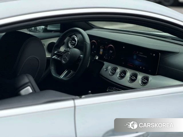 Mercedes-Benz E-Class 2021 Серебристо-серый из Китая, фото 2