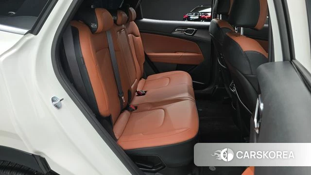 Kia The New Sportage 5th Generation Hybrid 2025 Белый из Кореи, фото 2