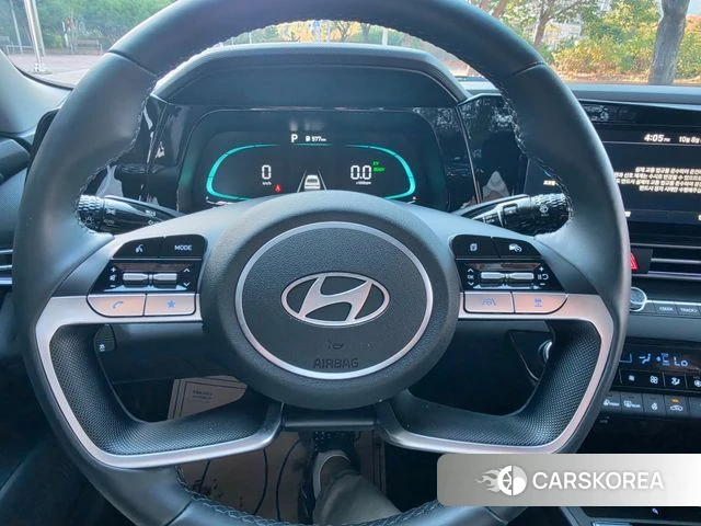Hyundai The New Avante Hybrid (CN7) 2023 Темно-зеленый из Кореи, фото 2