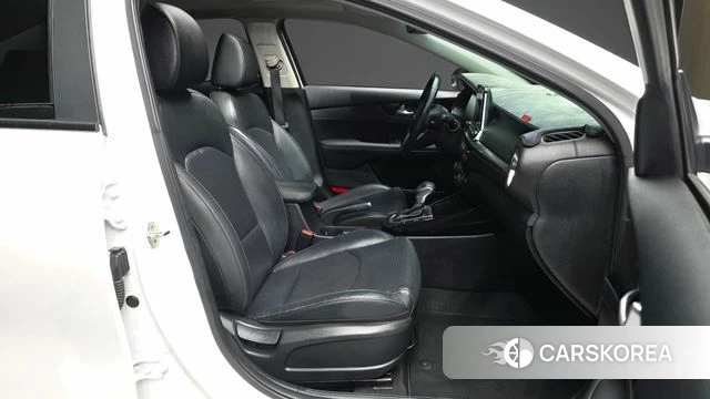 Kia Come New K3 2019 Белый из Кореи, фото 2