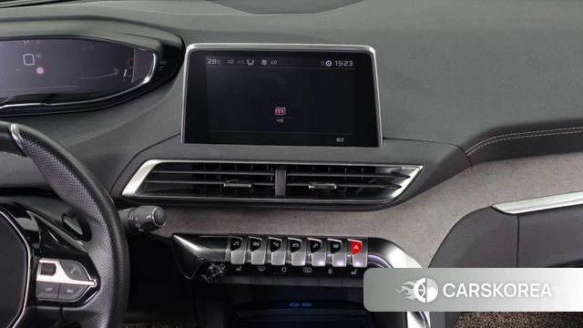 Peugeot 3008 second generation 2021 Белый из Кореи, фото 2