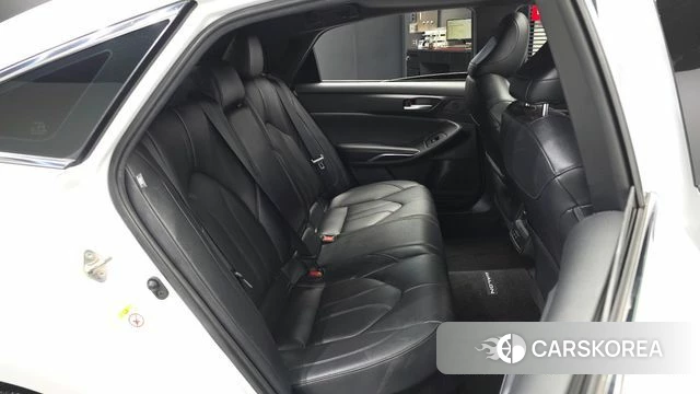 Toyota Avalon 5th Generation 2019 Белый из Кореи, фото 2