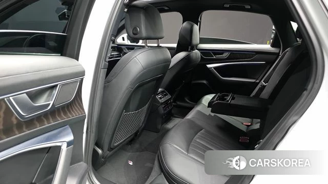 Audi A6 (C8) 2022 Белый из Кореи, фото 2