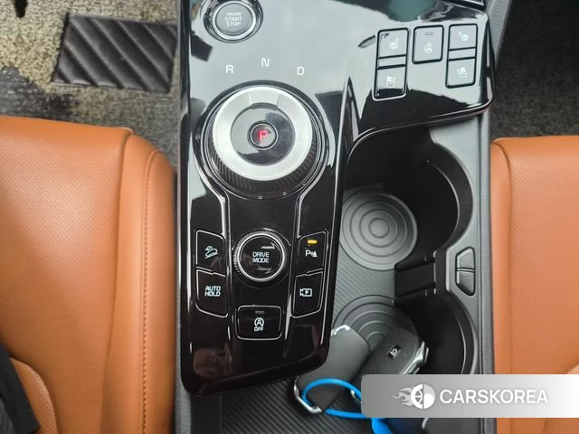 Kia Sportage 5th Generation 2023 Белый из Кореи, фото 2