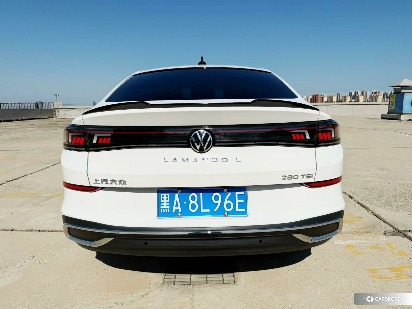 Volkswagen Lamando 2023 Белый из Китая, фото 2