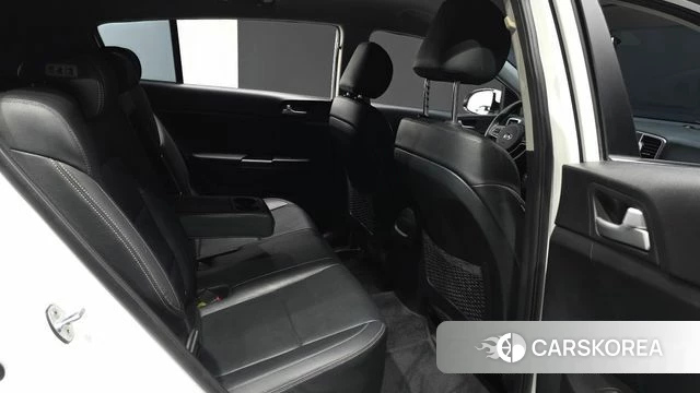 Kia Sportage 4th Generation 2018 Белый из Кореи, фото 2