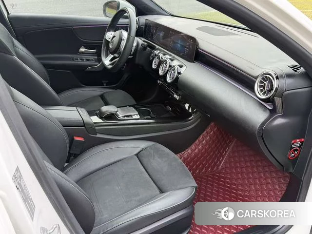 Mercedes-Benz A-Class 2020 Белый из Китая, фото 2