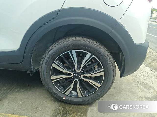 Kia KX1 2025 Белый из Китая, фото 2