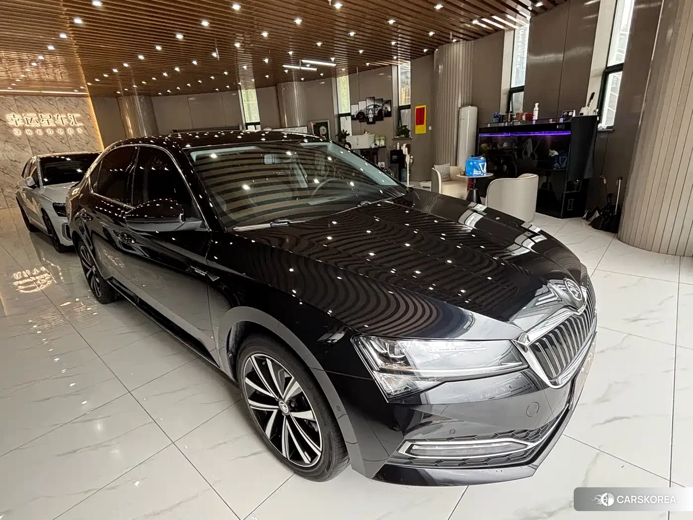 Skoda Superb 2025 Черный из Китая, фото 2