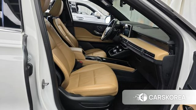 Lincoln Corsair 2022 Белый из Кореи, фото 2