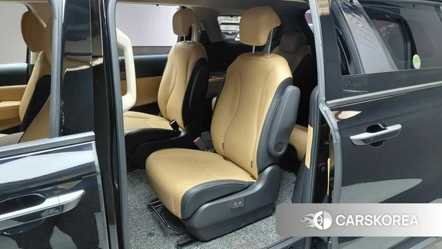 Kia Carnival 4th generation 2021 Черный из Кореи, фото 2