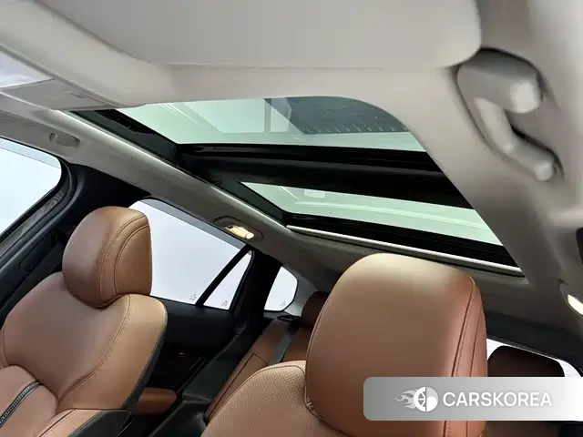 Mazda CX-50 2025 Champagne/brown из Китая, фото 2