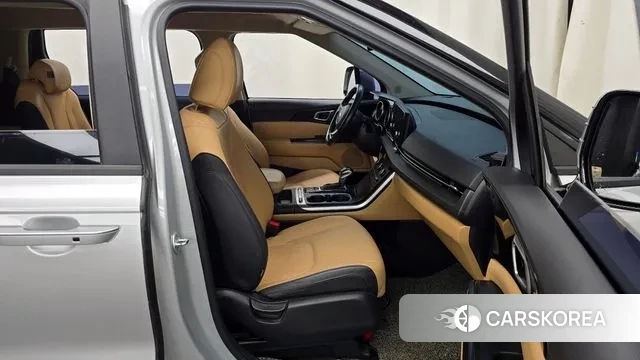 Kia Carnival 4th generation 2021 Серебристо-серый из Кореи, фото 2