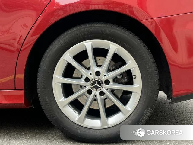 Mercedes-Benz A-Class 2021 Красный из Китая, фото 2
