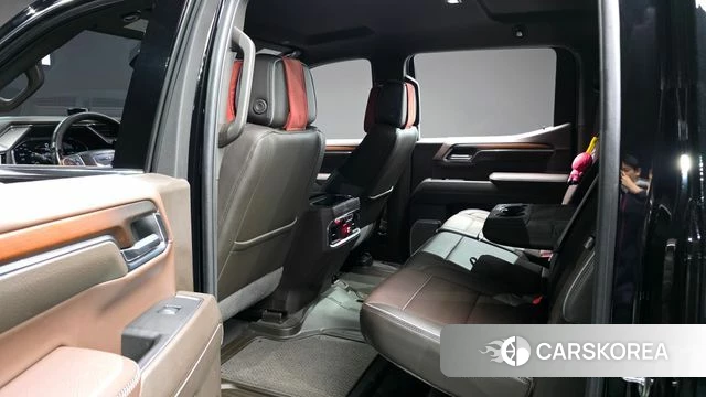GMC Sierra 2024 Черный из Кореи, фото 2