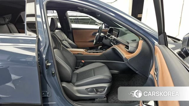 Toyota Crown Crossover 2024 Синий из Кореи, фото 2